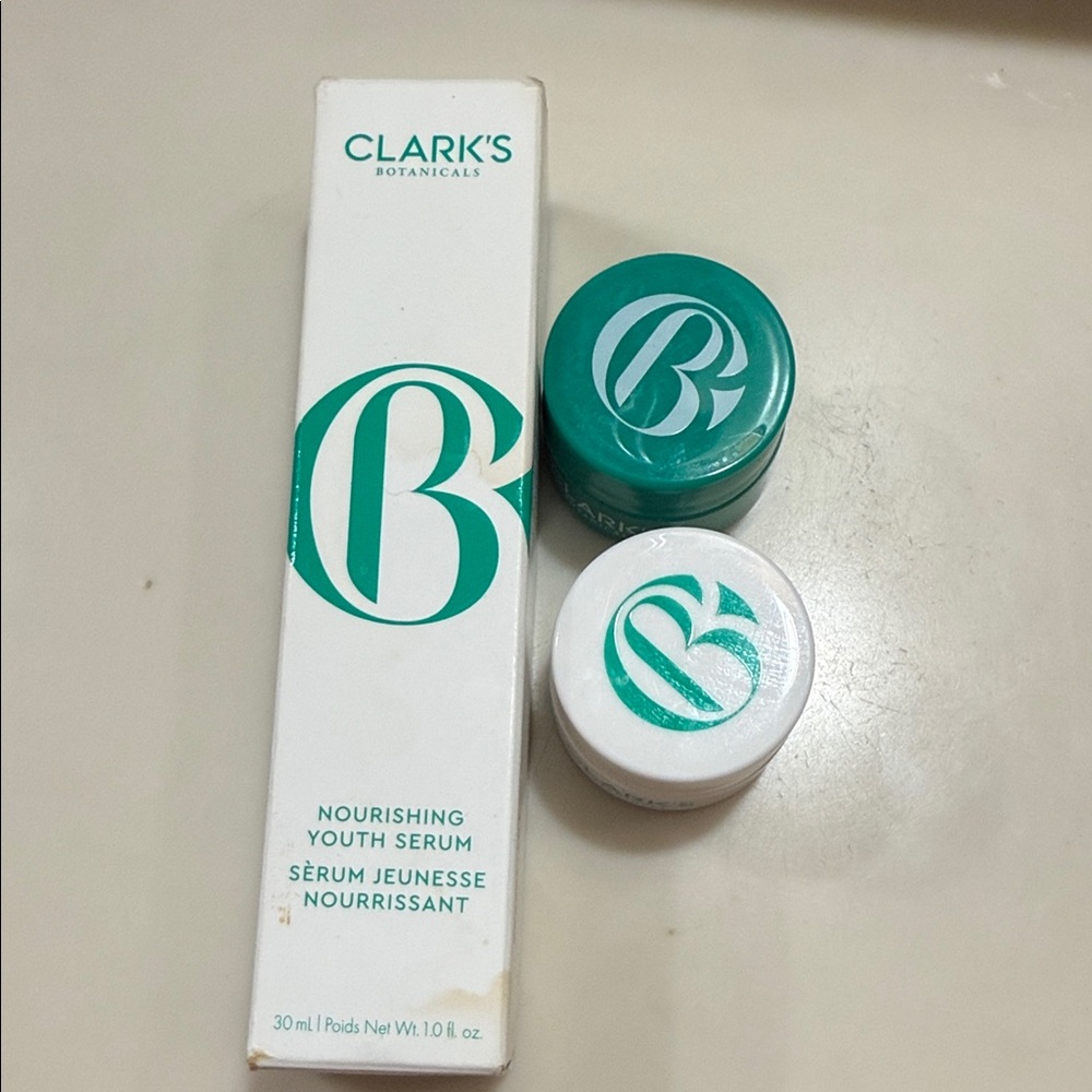 Clarks Botanicals Youth Serum - Green and White 3 piece set